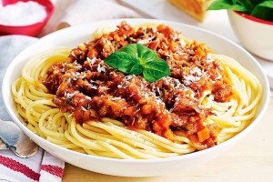 spaghetti-bolognaise-104579-1